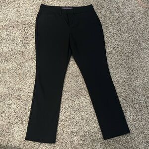 Gloria Vanderbilt classic black pants